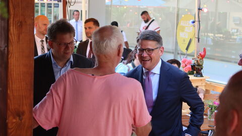 Ministerpräsident Boris Rhein im Bürgergespräch in Fulda Ministerpräsident Boris Rhein im Bürgergespräch in Fulda