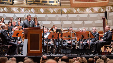 Adventskonzert Ministerpräsident Boris Rhein spricht beim Adventskonzert