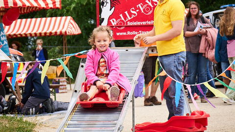 Drillingstreffen 2023 im Hessenpark in Neu-Anspach Drillingstreffen 2023 im Hessenpark in Neu-Anspach
