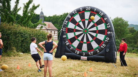 Drillingstreffen 2023 im Hessenpark in  Neu-Anspach Drillingstreffen 2023 im Hessenpark in Neu-Anspach