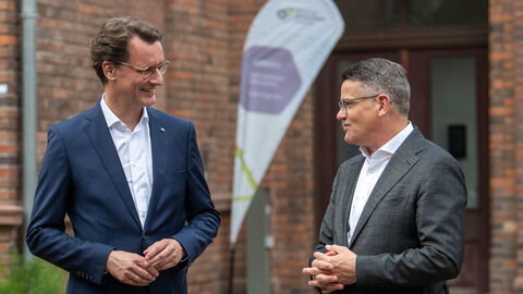 Ministerpräsidenten Rhein und Wüst informieren sich über Spitzenforschung und Lehre an der Hochschule Geisenheim