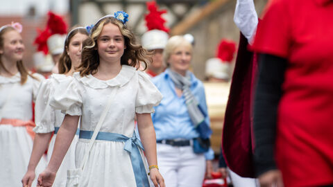 Festzug zum Abschluss des 61. Hessentags in Fritzlar Festzug zum Abschluss des 61. Hessentags in Fritzlar