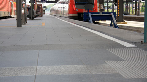 bahnhof_gleis_il
