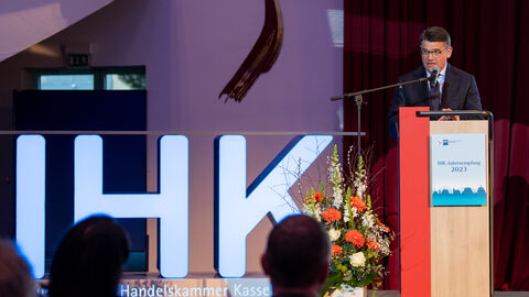 Ministerpräsident Rhein beim Jahresempfang der IHK Kassel-Marburg Ministerpräsident Rhein beim Jahresempfang der IHK Kassel-Marburg