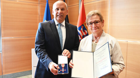 BVO für Monika Pfeiffer-Hartmann Roman Poseck mit Monika Pfeiffer-Hartmann